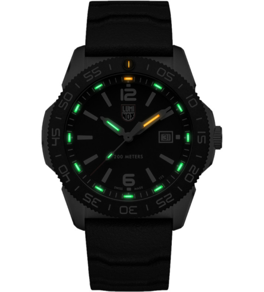 Luminox Pacific diver...