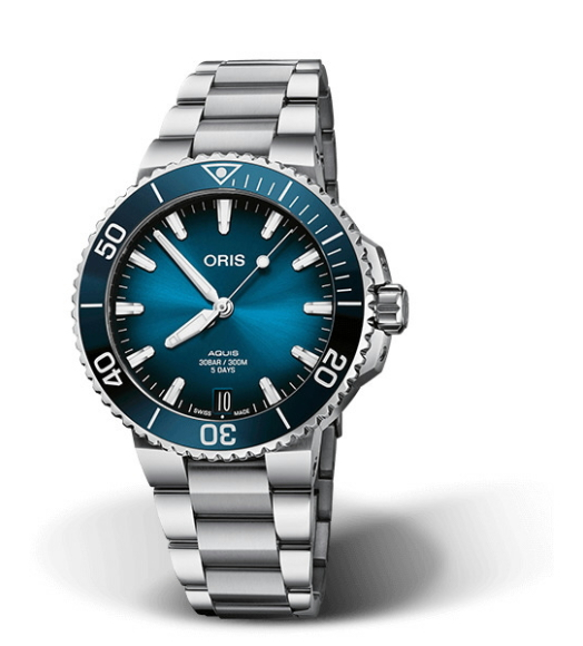 ORIS Aquis Date Calibre 400...