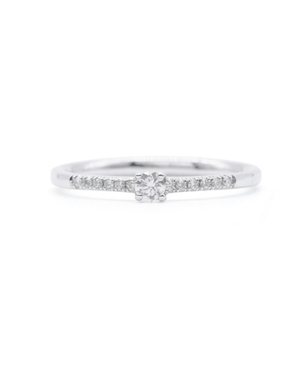 Anillo brillante central y...